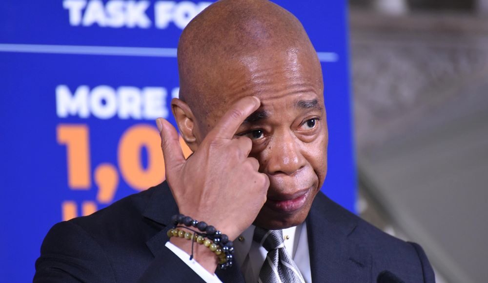 Eric Adams’ NYC Token Faces Rug Pull Allegations After Rapid Crash