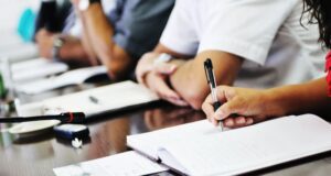 White House Crypto Meeting Ends Without Resolution on Stablecoin Yield