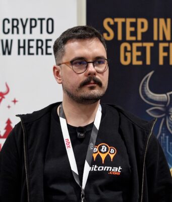 The Easiest Way to Buy Crypto — With Cash Marcin Swiderski, Bitomat