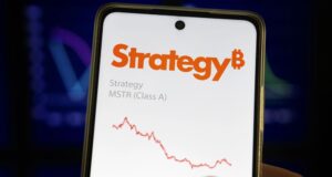 Strategy Turns to Bitcoin Sales to Support Preferred Dividends